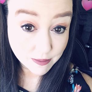 Meet your Posher, Shari